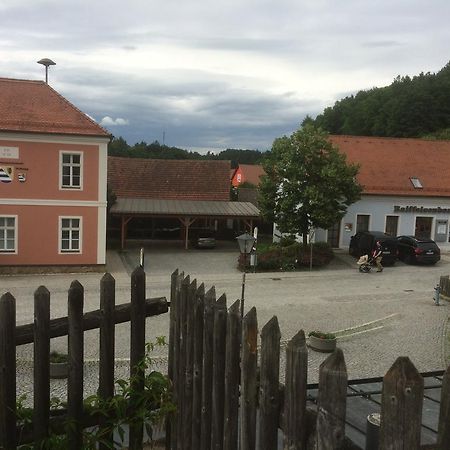 Zur Krone Wolfsegg Kültér fotó